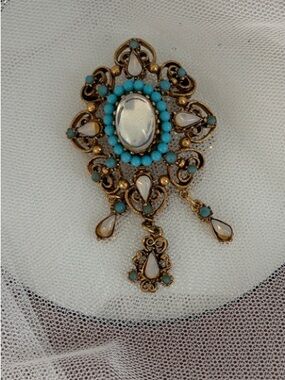Florenza Vintage Filigree Drop Brooch